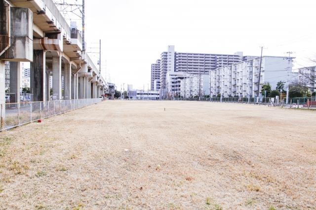 「空き地にアパート活用」が本当に正しい相続対策か？写真